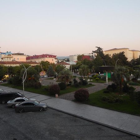 Melini Boutique Hotel Batumi Bagian luar foto