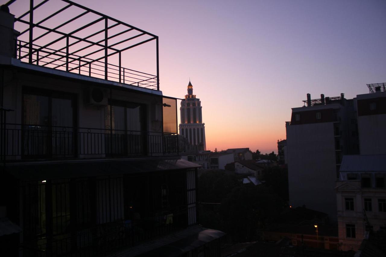 Melini Boutique Hotel Batumi Bagian luar foto